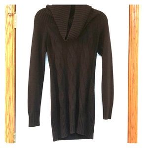 Long sleeve, thick, black turtleneck